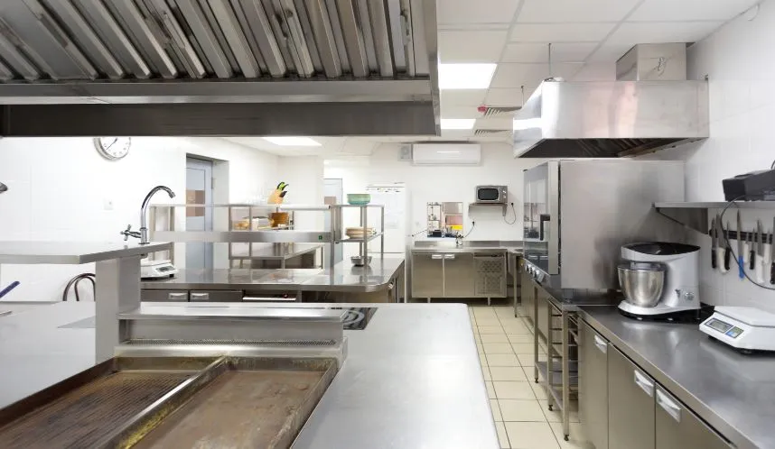 How is AI and automation changing commercial kitchens